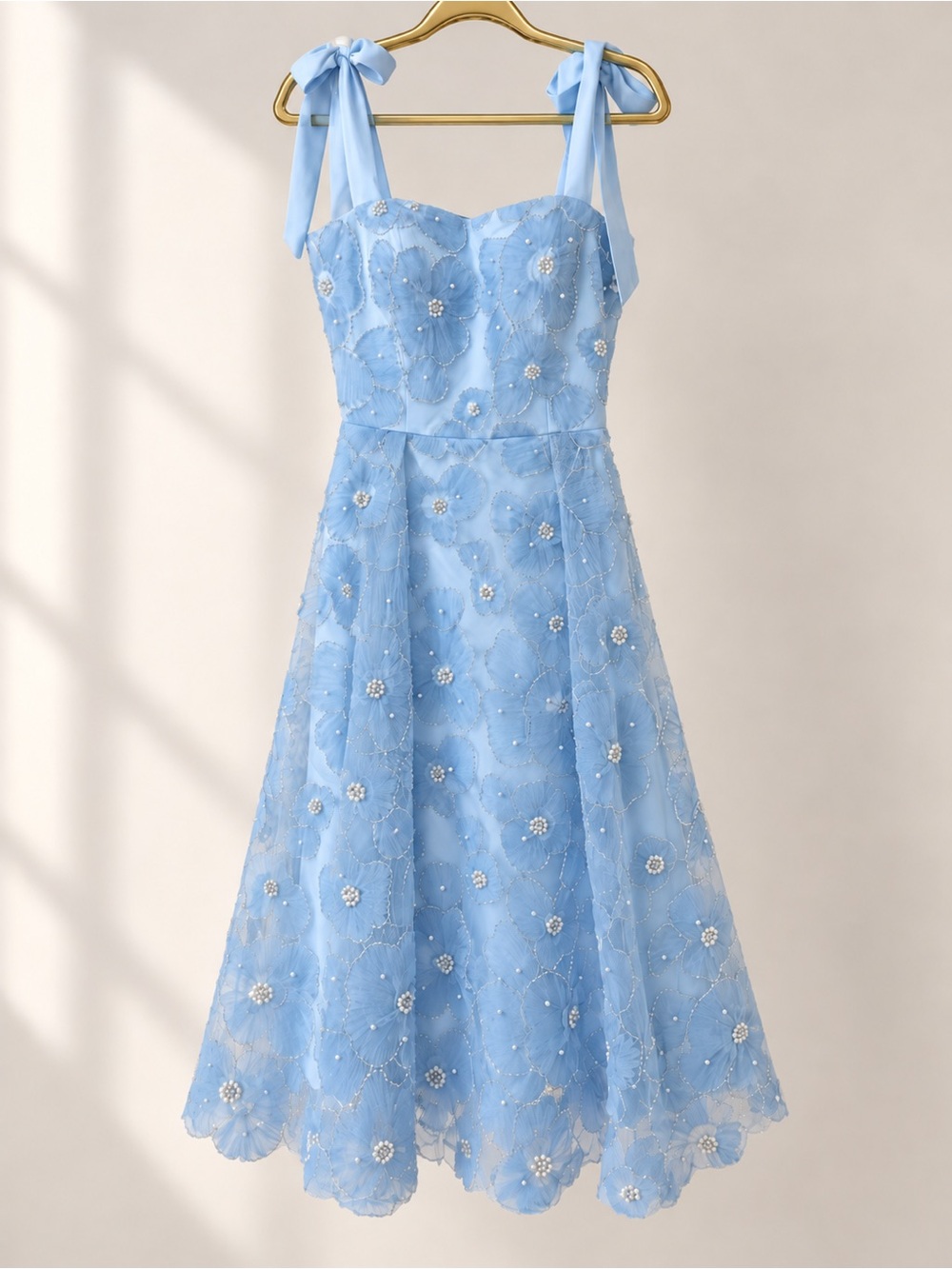 Size 12 Light Blue Pearl Floral Tea-Length Dress